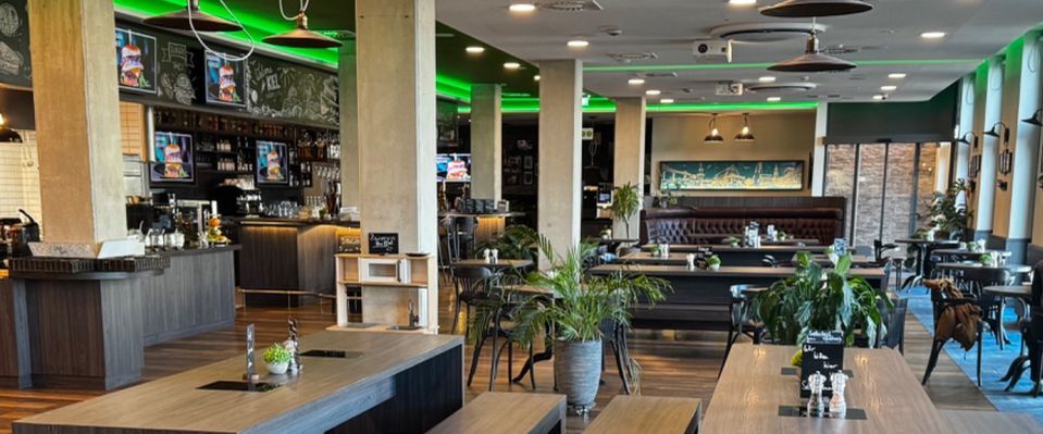 Sports bar The Public in the Motel One Kiel